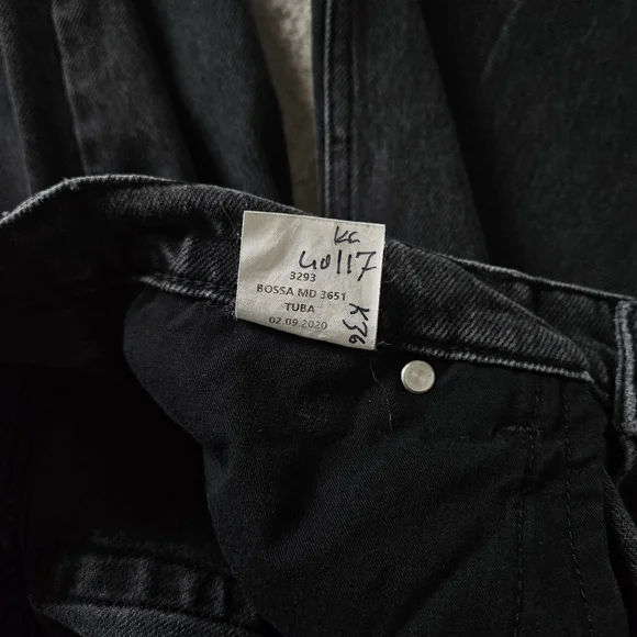 Reformation Jeans | Isabelle Pleated Jean Washed Black Denim Womens 27 - Picture 7 of 7